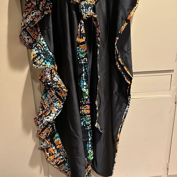 Declaj Clothing original black silky adire edge pullover dress/gown/kaftan. - Picture 5 of 12